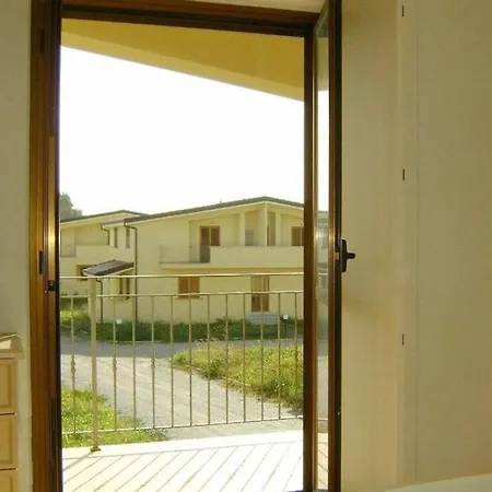 شقة Caulonia, 2 Bed 1st Floor Close To