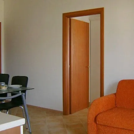 شقة Caulonia, 2 Bed 1st Floor Close To